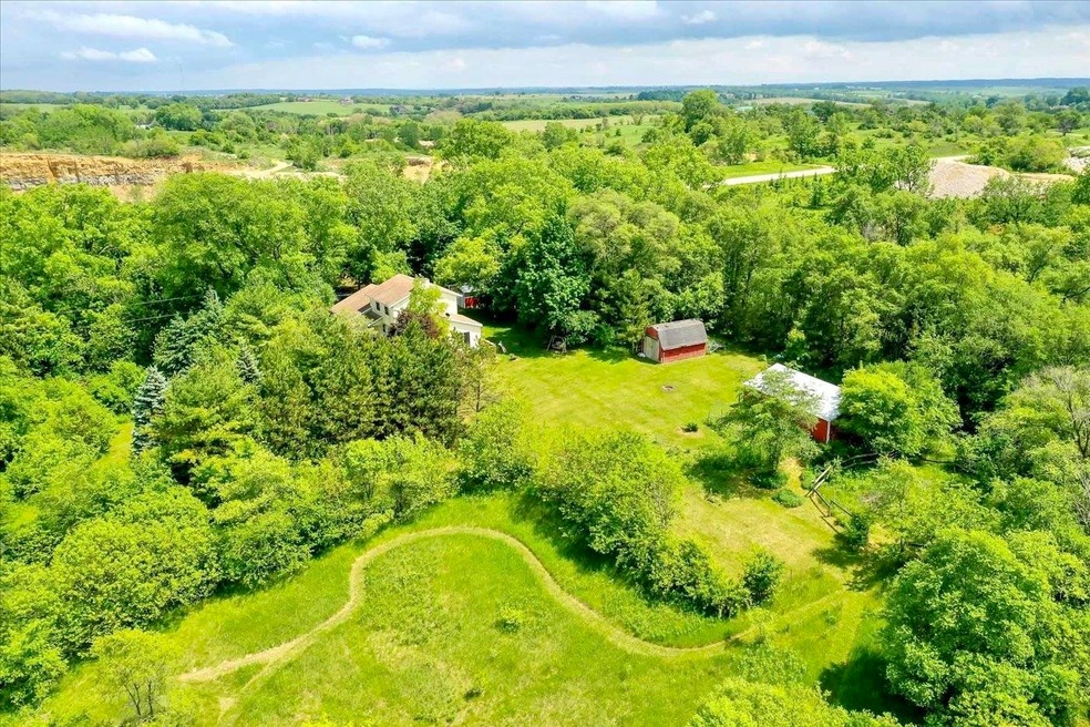 N8855 County Road E, Brooklyn, WI 53521 - photo 1