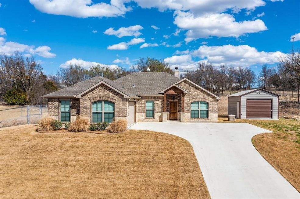 132 Timber Valley Ln, Weatherford, TX 76085 - photo 1