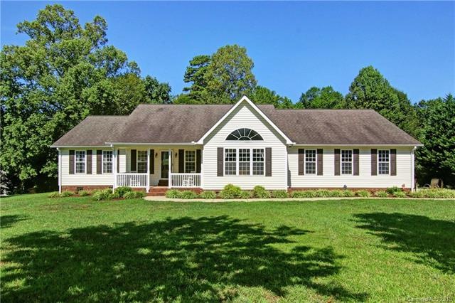 161 Barringer Dr, Statesville, NC 28625 - photo 1