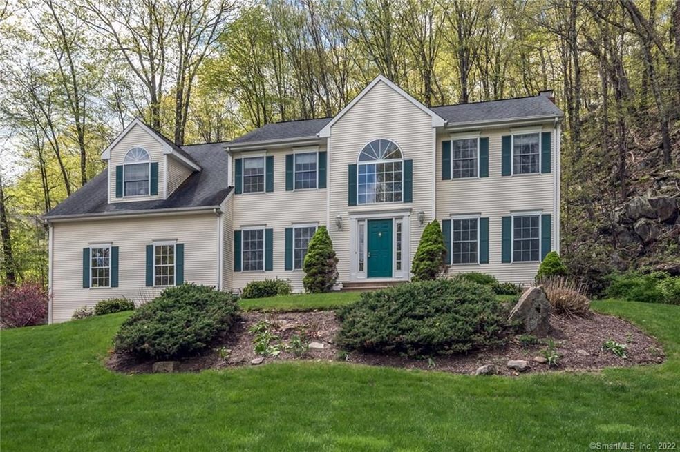 22 Manitook Mountain Rd, Avon, CT 06001 - photo 1