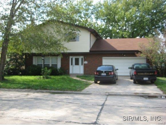 139 Arlington Dr, Granite City, IL 62040 - photo 1