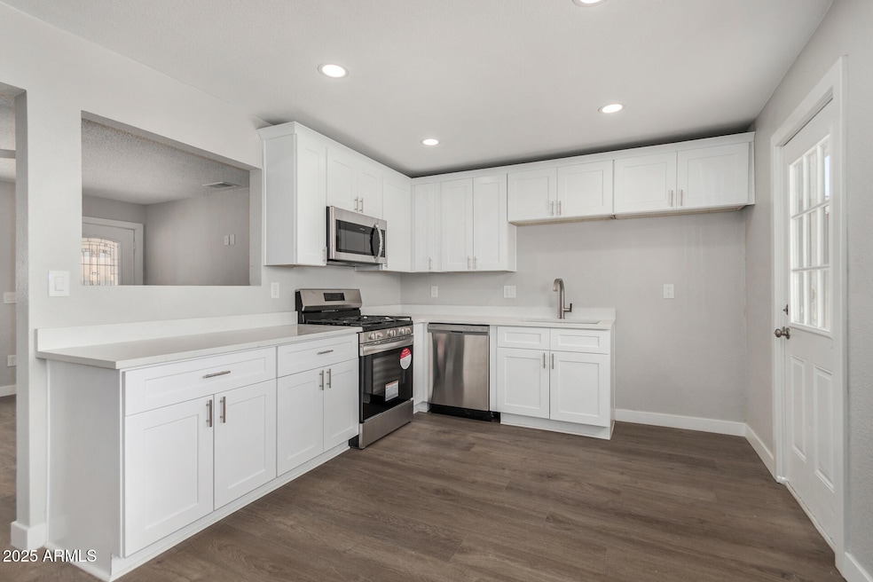 3933 W Nancy Ln, Phoenix, AZ 85041 - photo 1