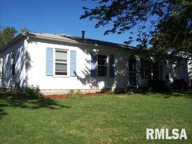 127 Carter Ln, Lincoln, IL 62656 - photo 1