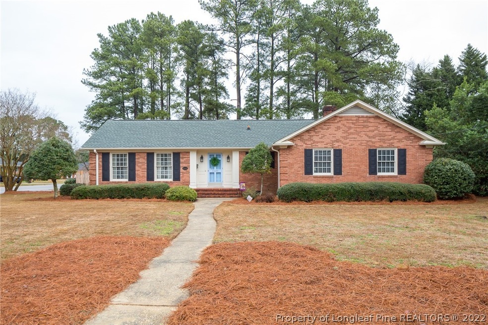 2630 Mirror Lake Dr, Fayetteville, NC 28303 - photo 1