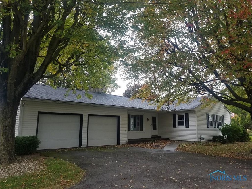 556 N Warpole St, Upper Sandusky, OH 43351 - photo 1