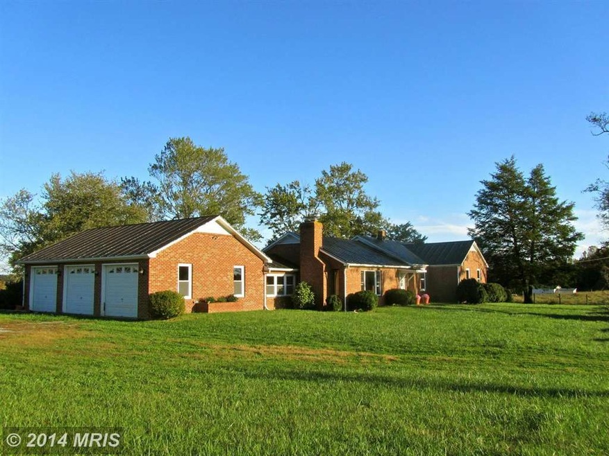 1318 Richmond Rd, Amissville, VA 20106 - photo 1