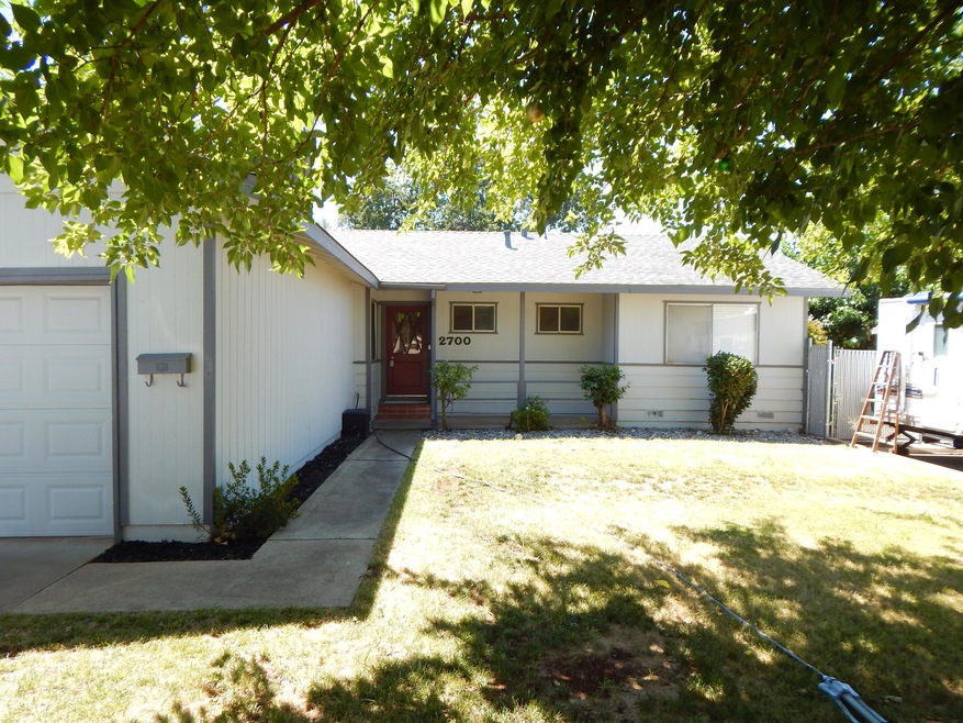 2700 Alfreda Way, Redding, CA 96002 - photo 1