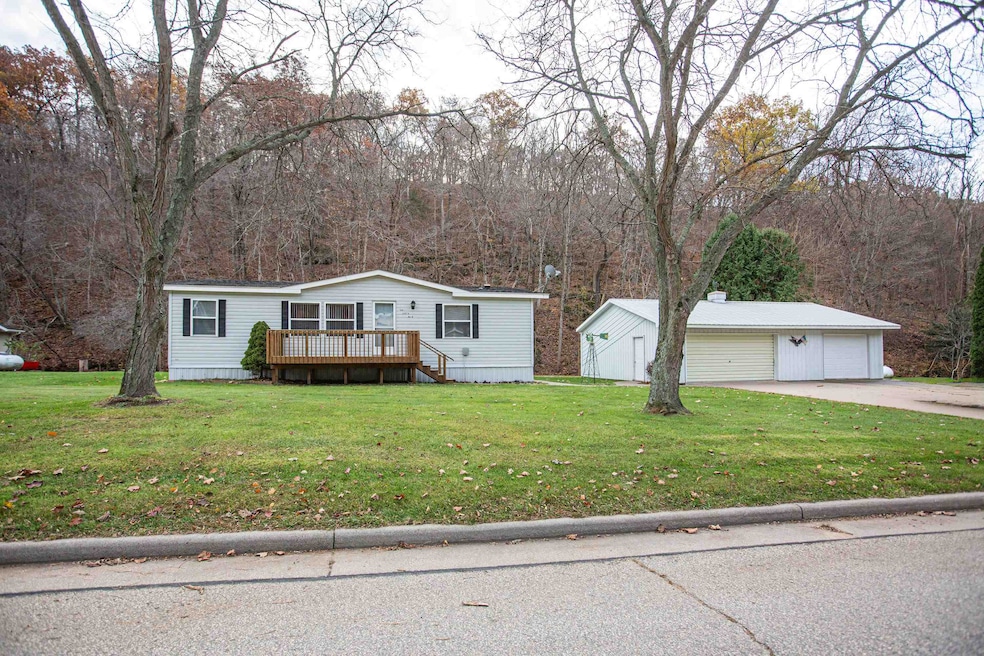 168 S Main St, Potosi, WI 53820 - photo 1