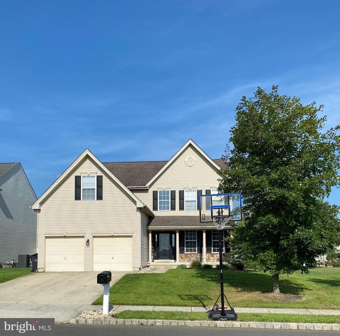 106 Westminster Dr, Swedesboro, NJ 08085 - photo 1