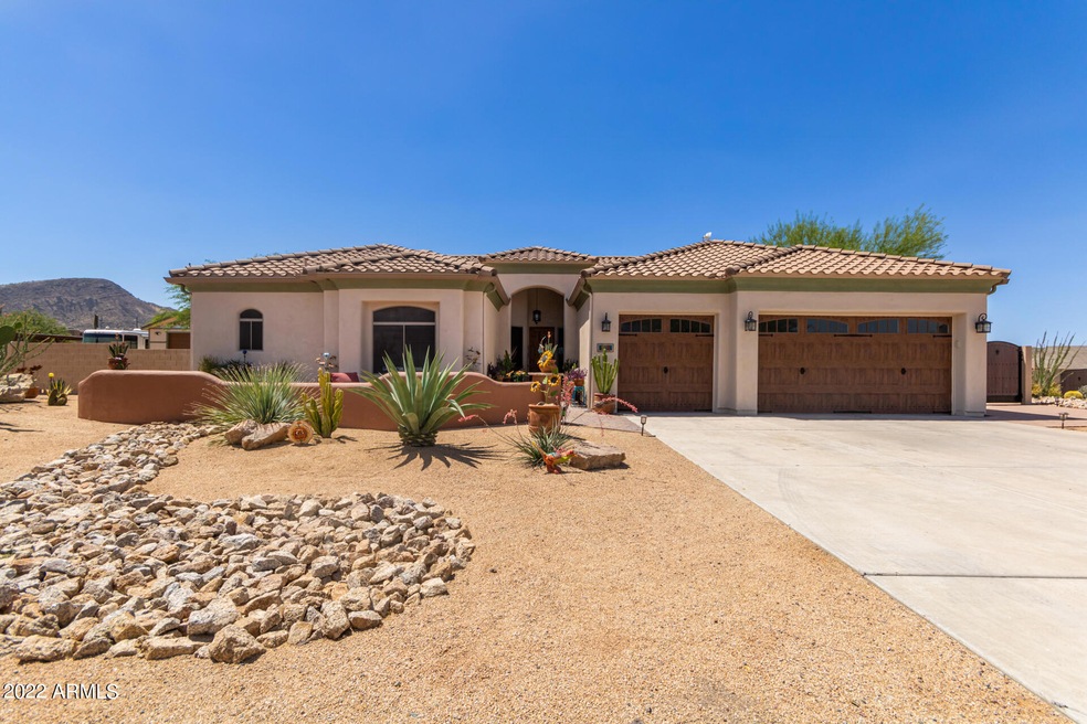Beautiful Custom Home!