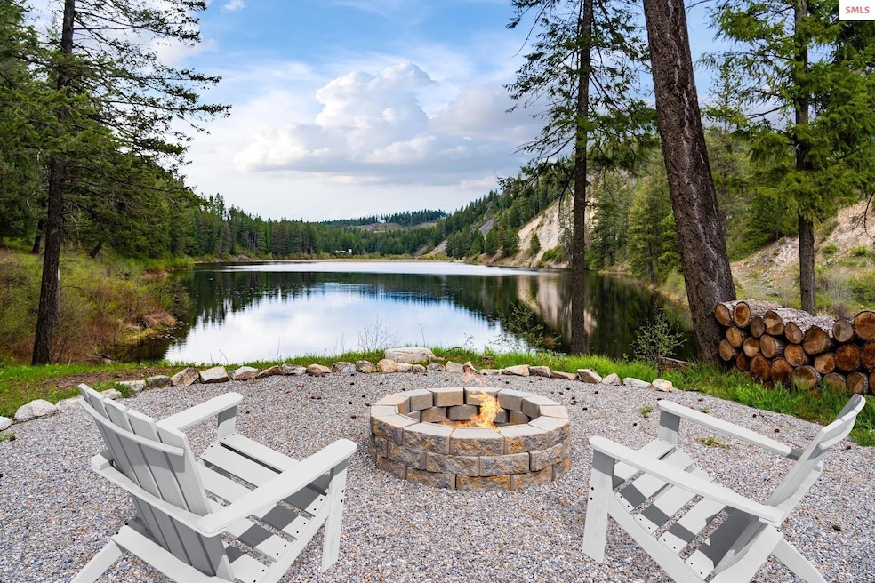 Over 700 foot of Granite Lake frontage