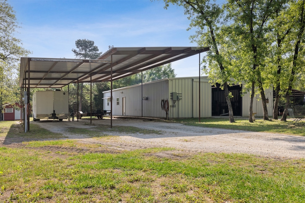 A 2,400 sq ft workshop with an 850 sq ft home nest