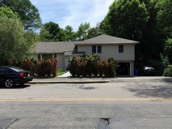 207 Brookline St unit 207, Newton Center, MA 02459 - photo 1