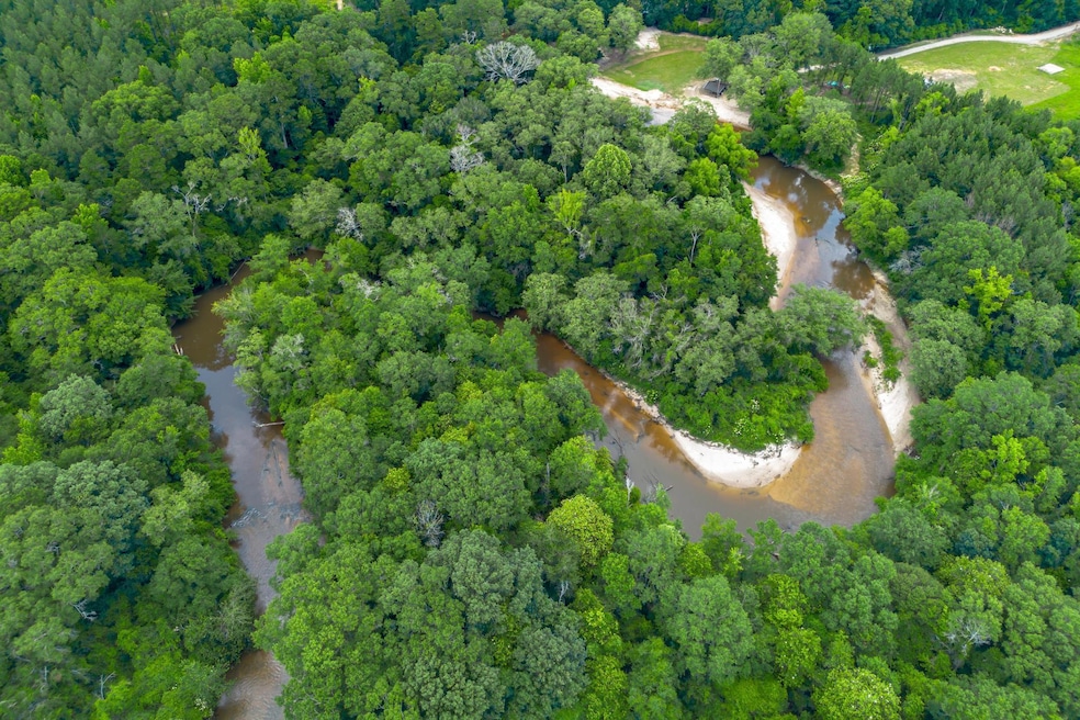 2710 U S 49, Collins, MS 39428 - photo 1