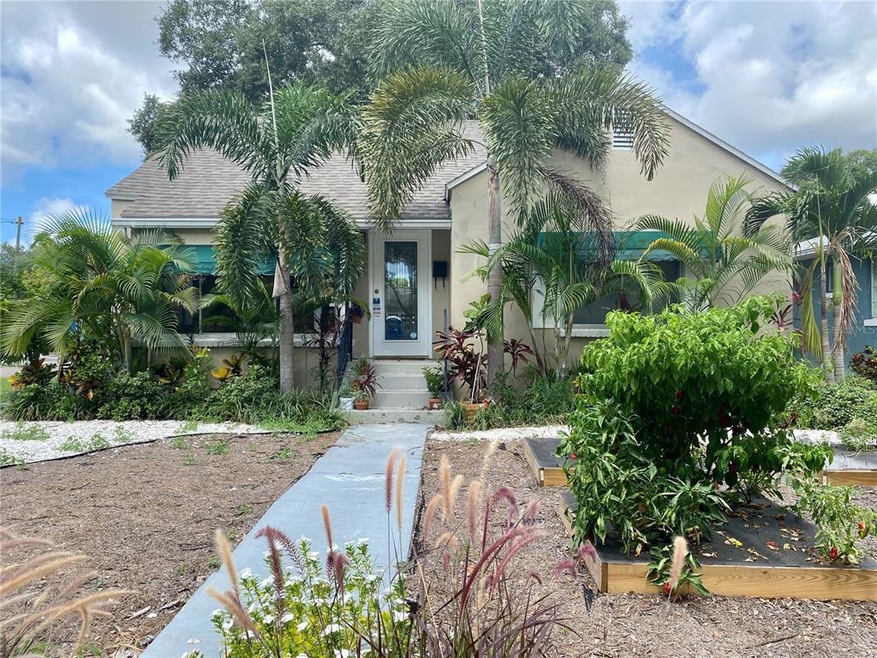 1300 15th St N, Saint Petersburg, FL 33705 - photo 1