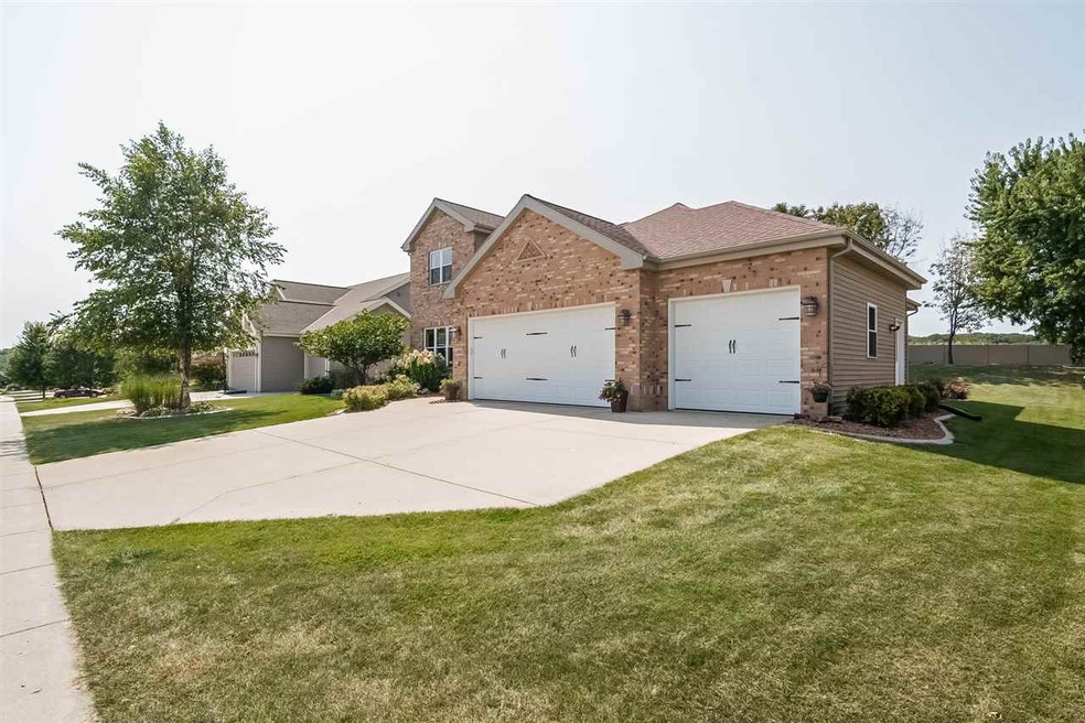 385 N Bergamont Blvd, Oregon, WI 53575 - photo 1