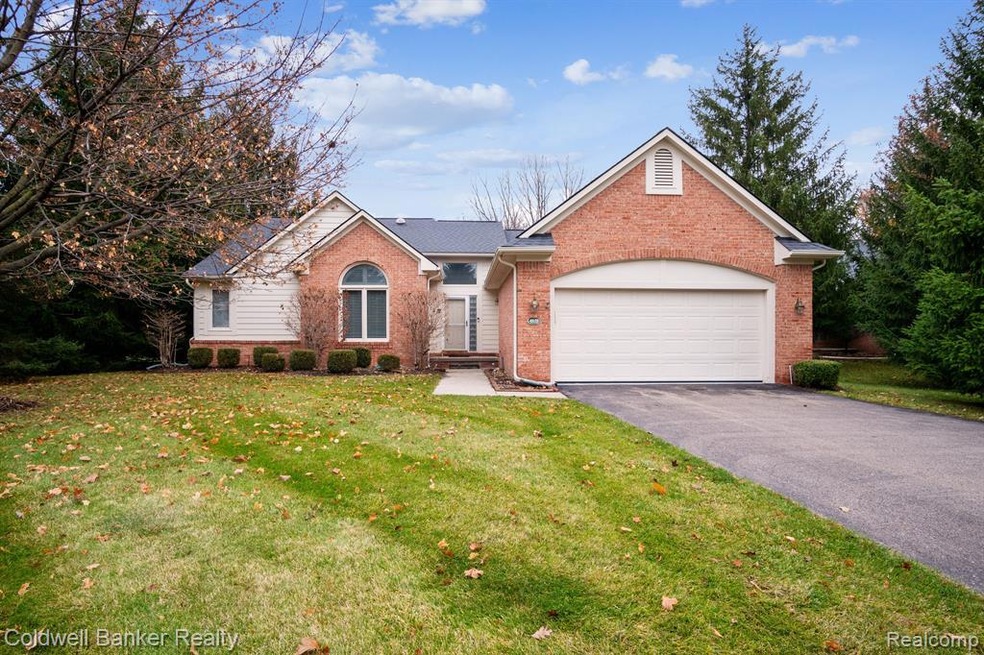 4959 Briarwood Cir, West Bloomfield, MI 48323 - photo 1