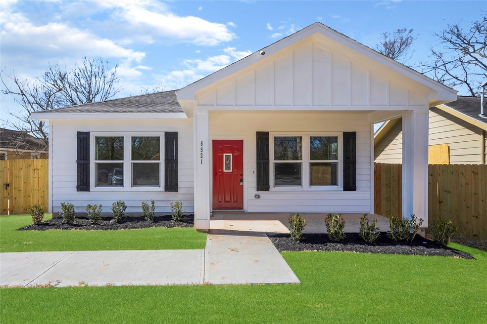 6809 Shotwell St, Houston, TX 77028 - photo 1