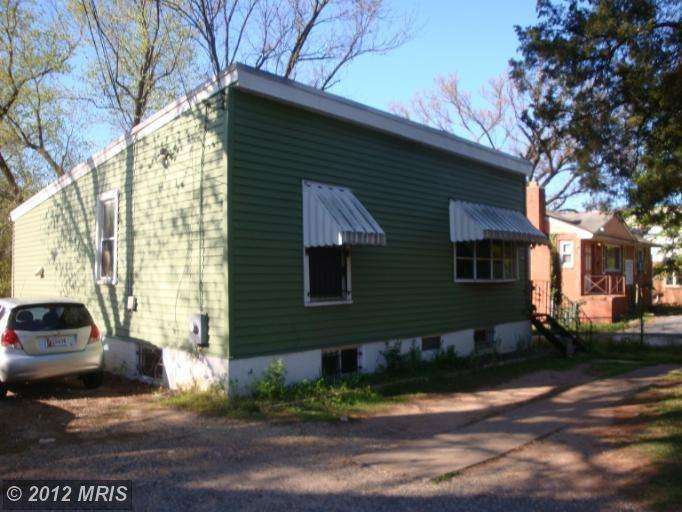 4907 Quincy St, Bladensburg, MD 20710 - photo 1