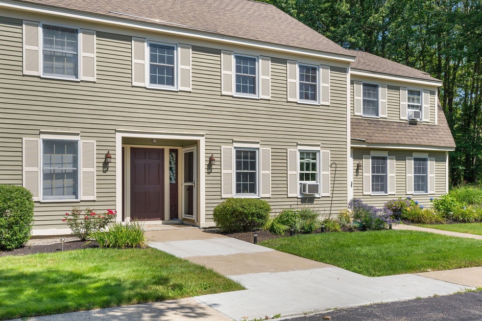 21 Blacksmith Rd unit 2, Wells, ME 04090 - photo 1