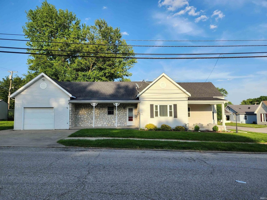 300 E George St, Washington, IN 47501 - photo 1