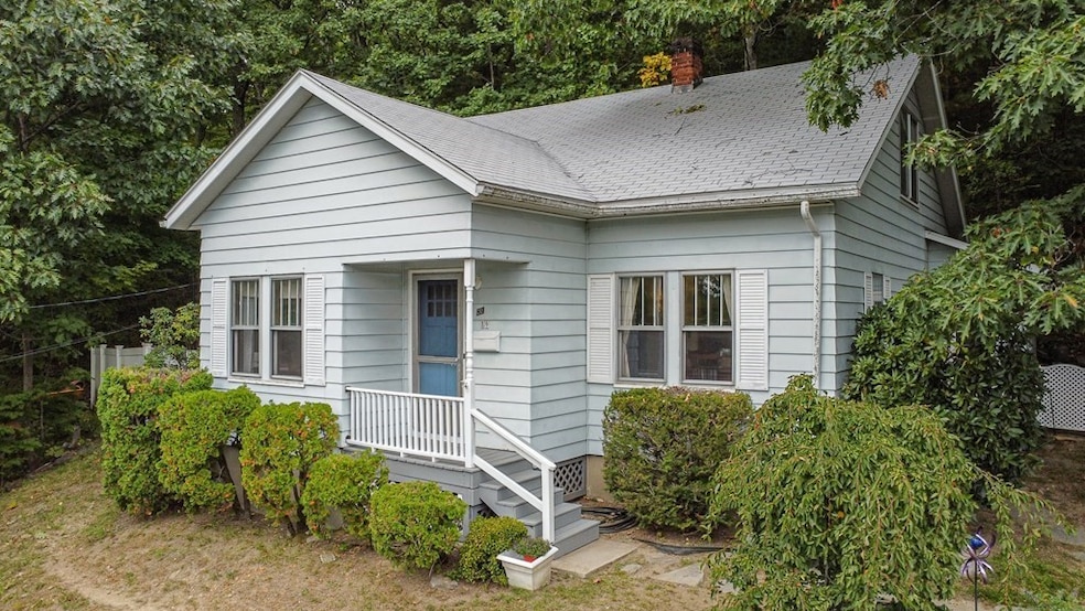 89 Arlington St, Fitchburg, MA 01420 - photo 1