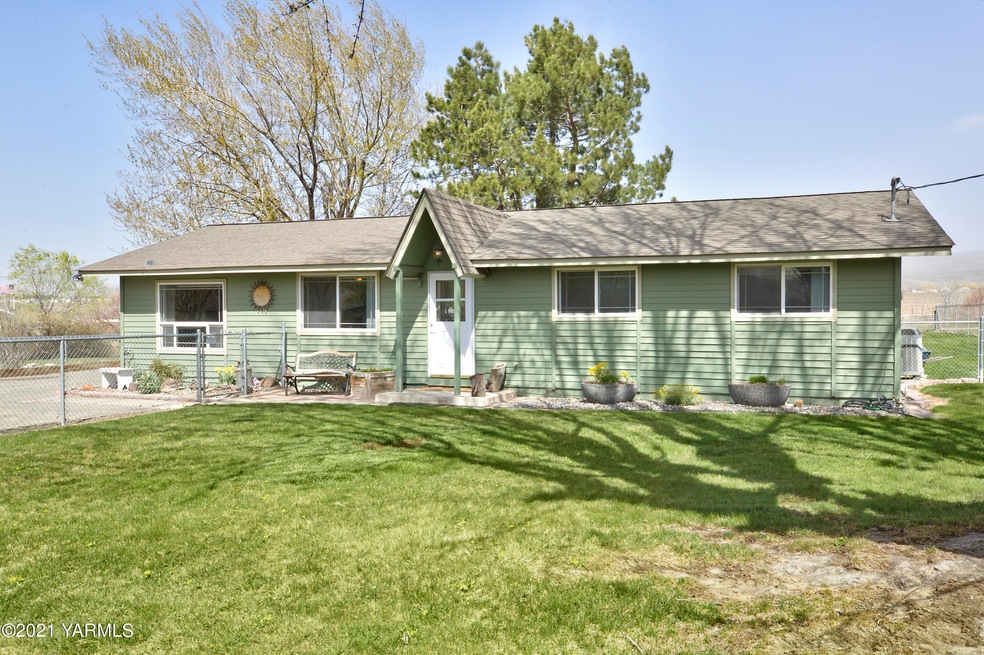 1111 Deeringhoff Road