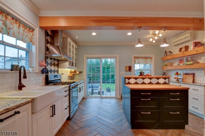 463 Carpenter Place, Union, NJ 07083 - photo 1