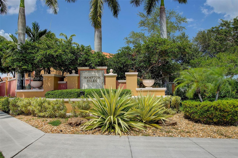 625 SW 107th Ave unit 1704, Pembroke Pines, FL 33025 - photo 1