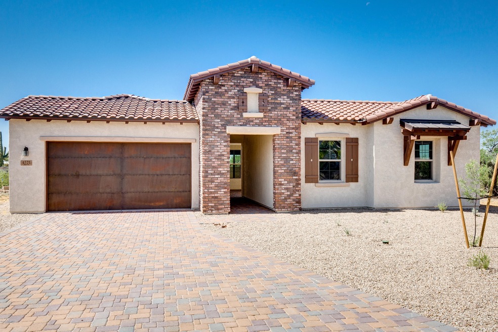 001_Paver Driveway
