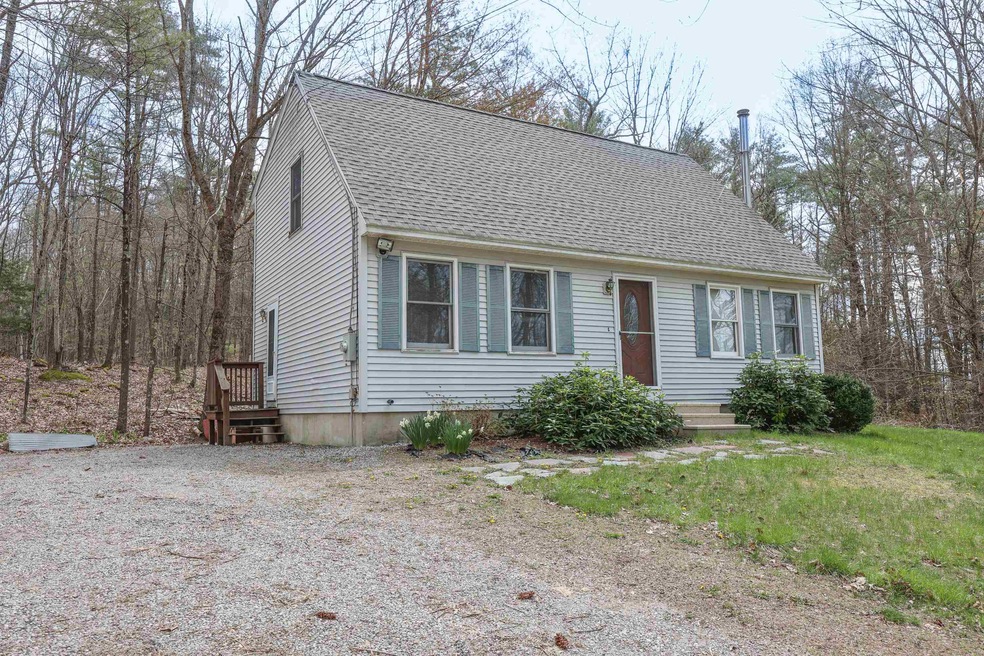 216 E Dunbarton Rd, Goffstown, NH 03045 - photo 1