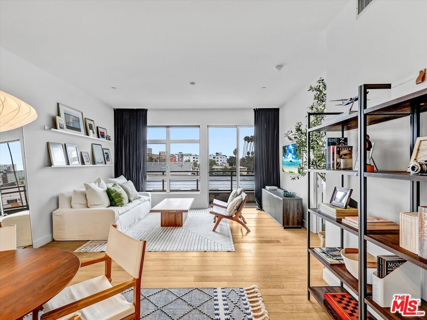 For Sale $689,999 • Co-Listing Agent