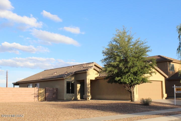 2870 N Silver Island Way, Tucson, AZ 85745 - photo 1