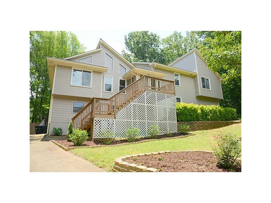 Exterior Front. Nice Curb Appeal WIth Attractive L