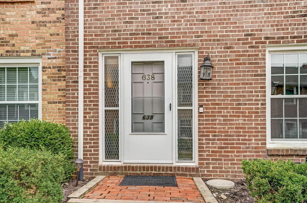 638 Pamlico St unit Y-6, Columbus, OH 43228 - photo 1