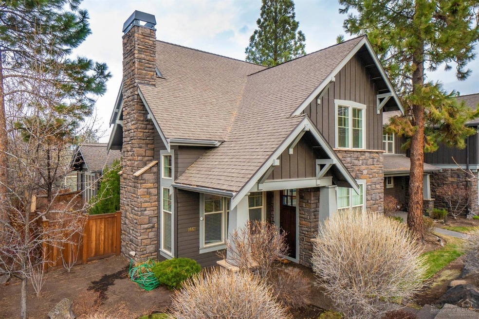 1667 NW Lewis St, Bend, OR 97701 - photo 1