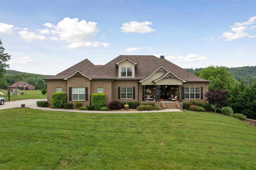 3910 Plantation Dr, Cookeville, TN 38506 - photo 1