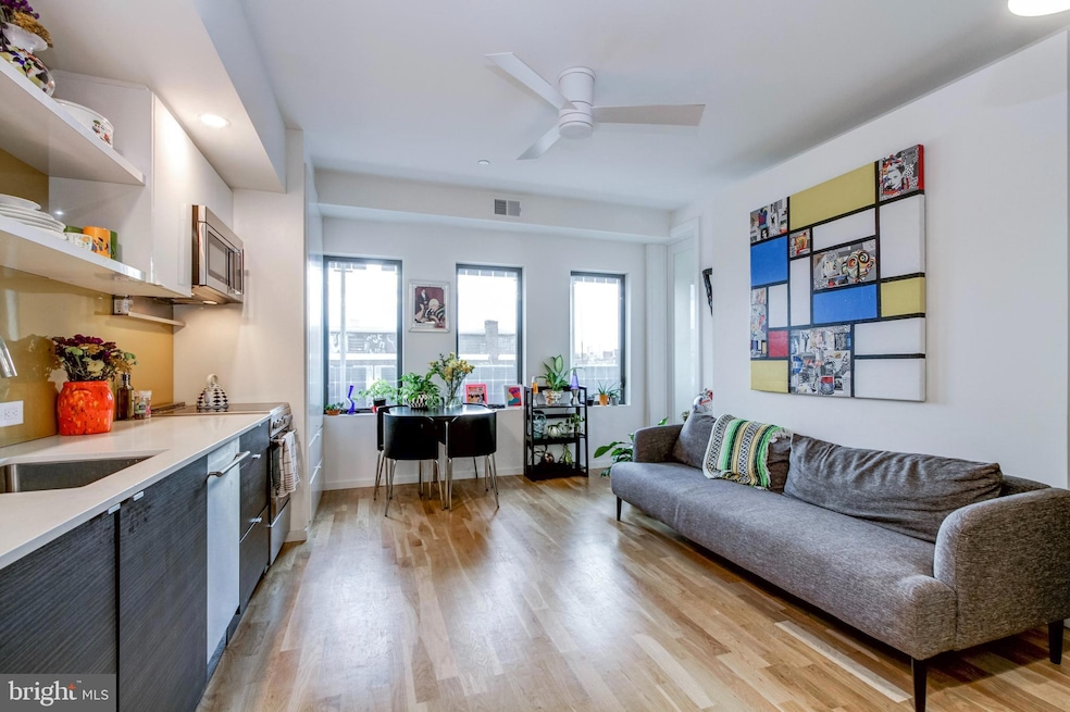 1942 N Front St unit 206, Philadelphia, PA 19122 - photo 1