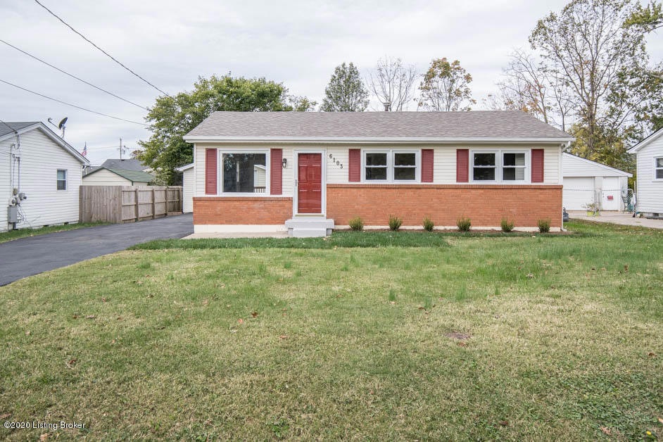 6103 Herron Ct, Louisville, KY 40229 - photo 1