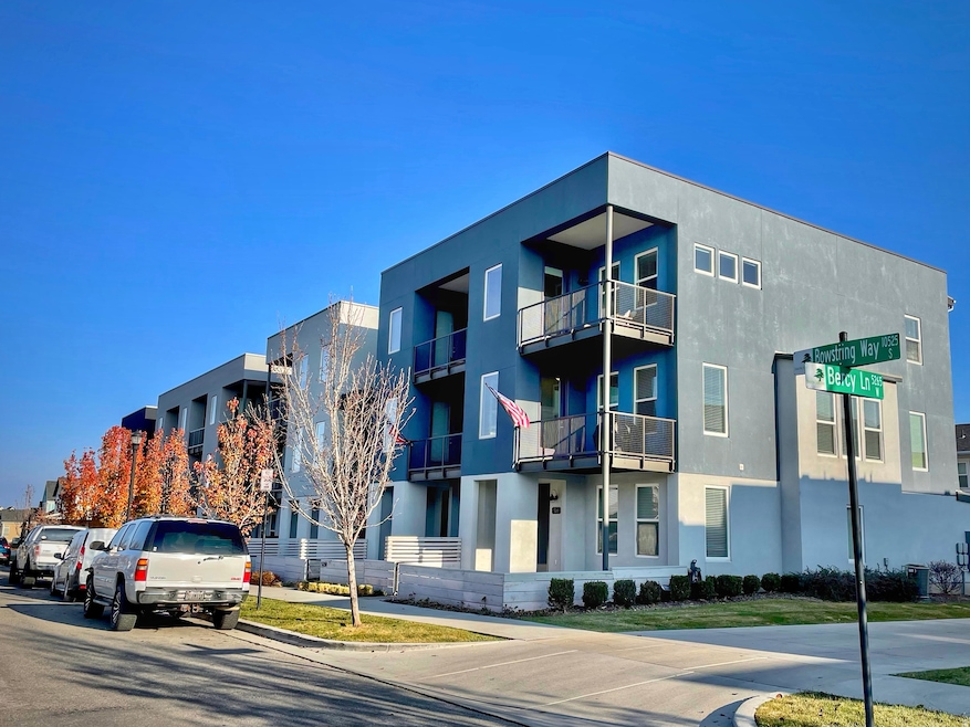 5261 W Bowstring Way, South Jordan, UT 84009 - photo 1