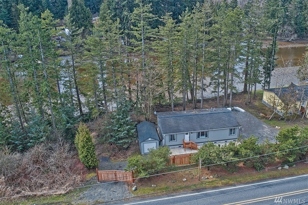 8635 Blaine Rd, Blaine, WA 98230 - photo 1