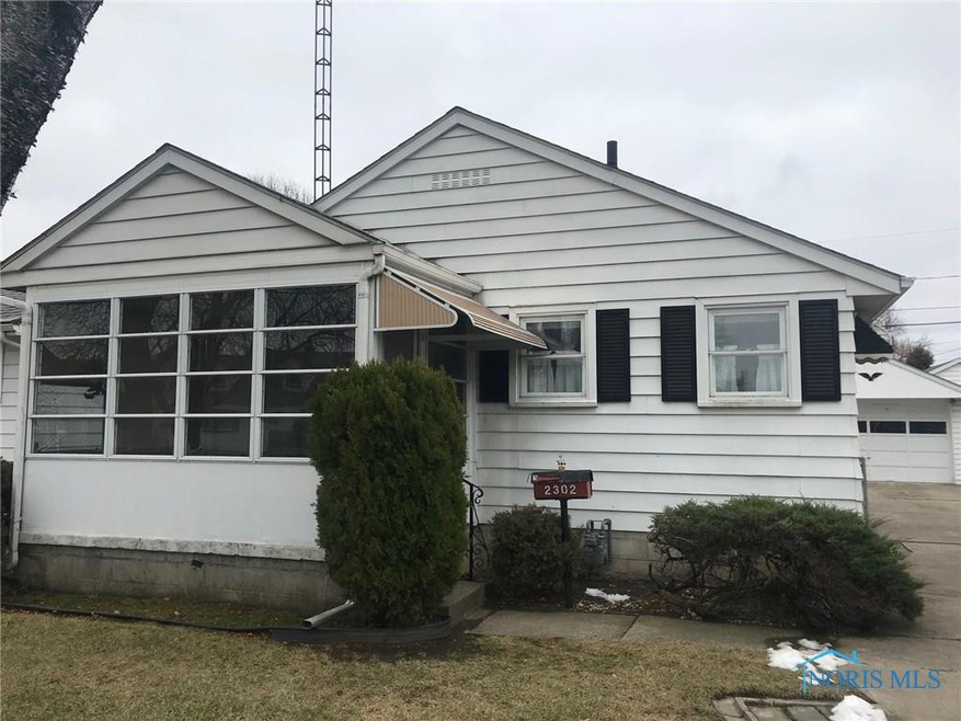 2302 108th St, Toledo, OH 43611 - photo 1