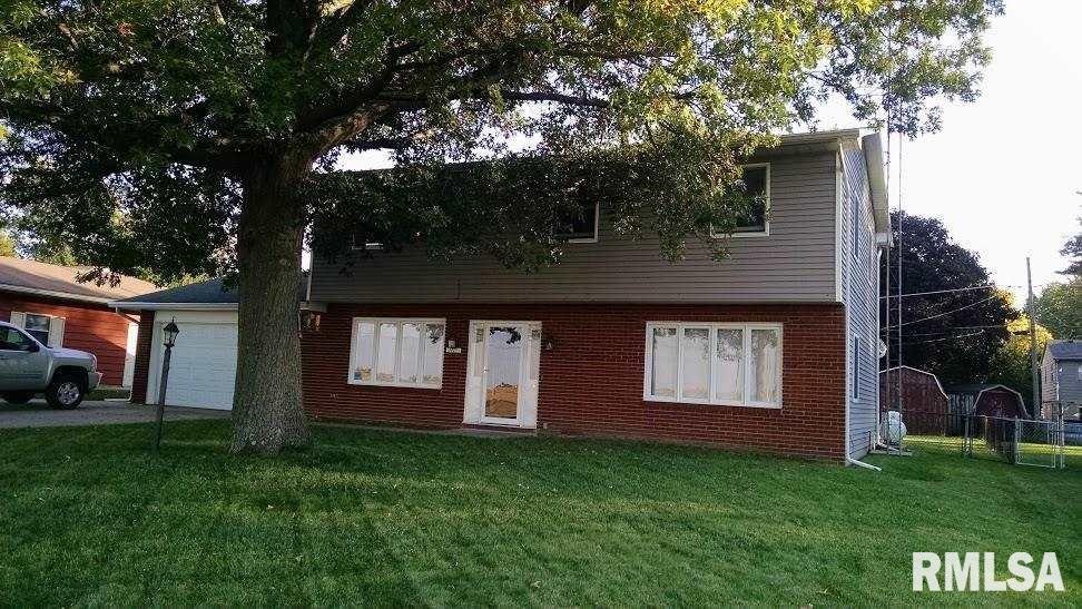 1314 Feldman Dr, Lincoln, IL 62656 - photo 1