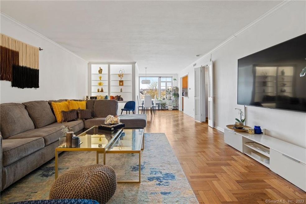 30 Outlook Ave unit 303, West Hartford, CT 06119 - photo 1