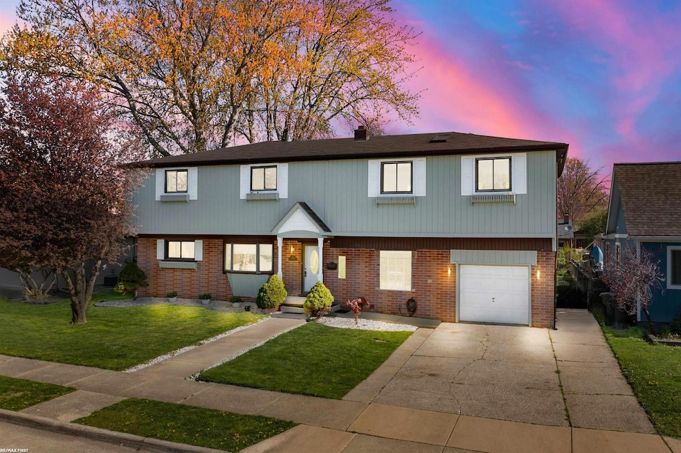 Sold $430,000