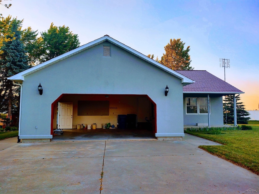 For Sale $295,000 • Co-Listing Agent