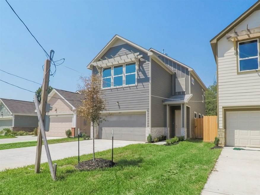 6913 Bonita St, Houston, TX 77016 - photo 1