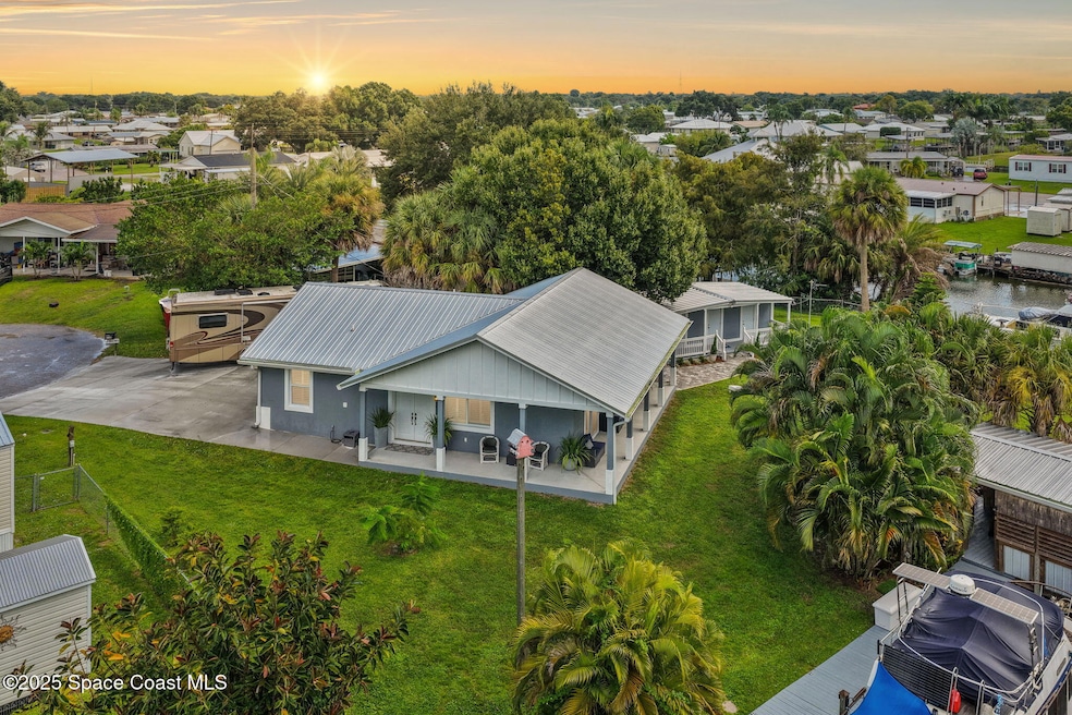 2136 SE 35th Ln, Okeechobee, FL 34974 - photo 1