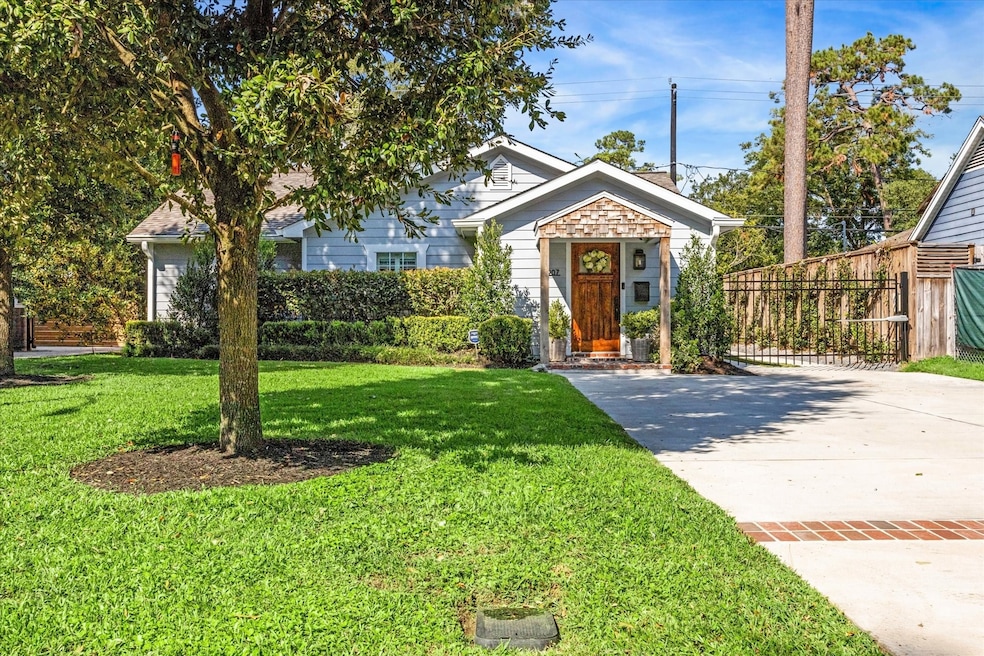 4207 Apollo St, Houston, TX 77018 - photo 1