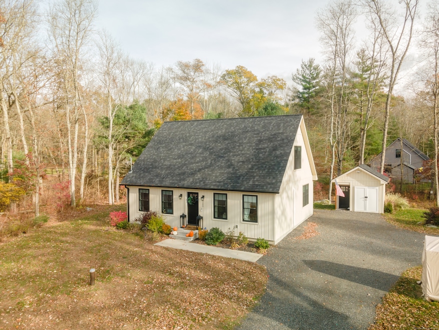 100 Squaw Rock Rd, Plainfield, CT 06353 - photo 1